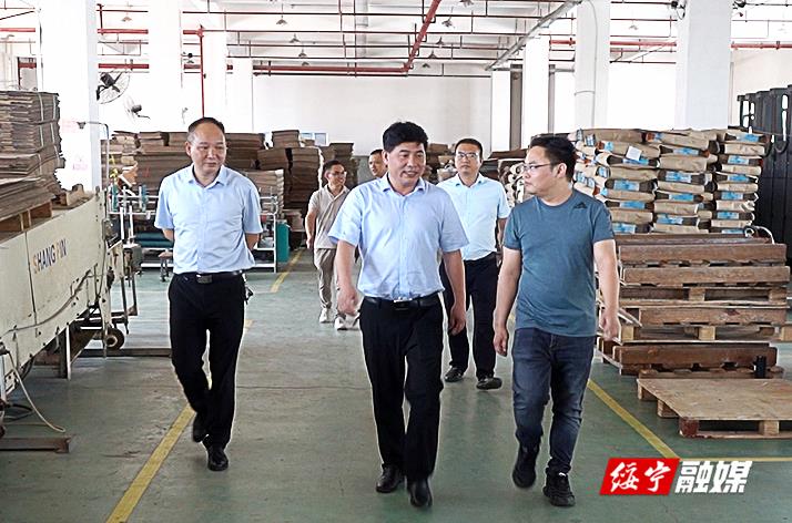 佘芝云走访联点企业时强调：全面落实“万名干部联万企”行动 切实助力企业纾困增效_邵阳头条网