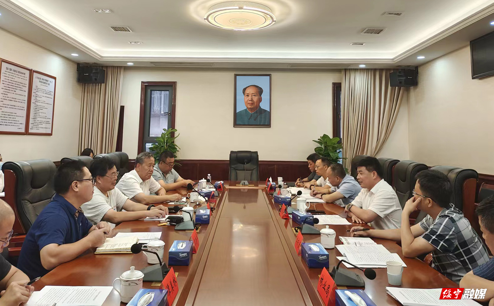 佘芝云与长沙正忠科技发展有限公司考察团洽谈楠竹产业合作事宜_邵阳头条网