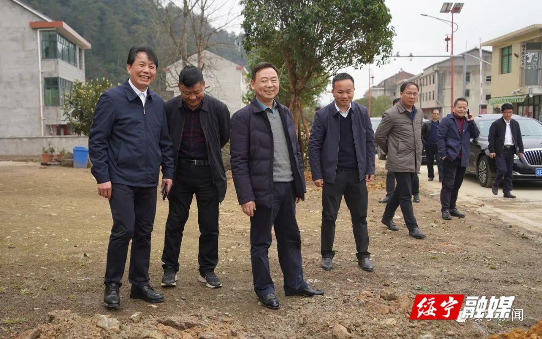 夏贤钦调研和美村庄示范创建工作_邵阳头条网