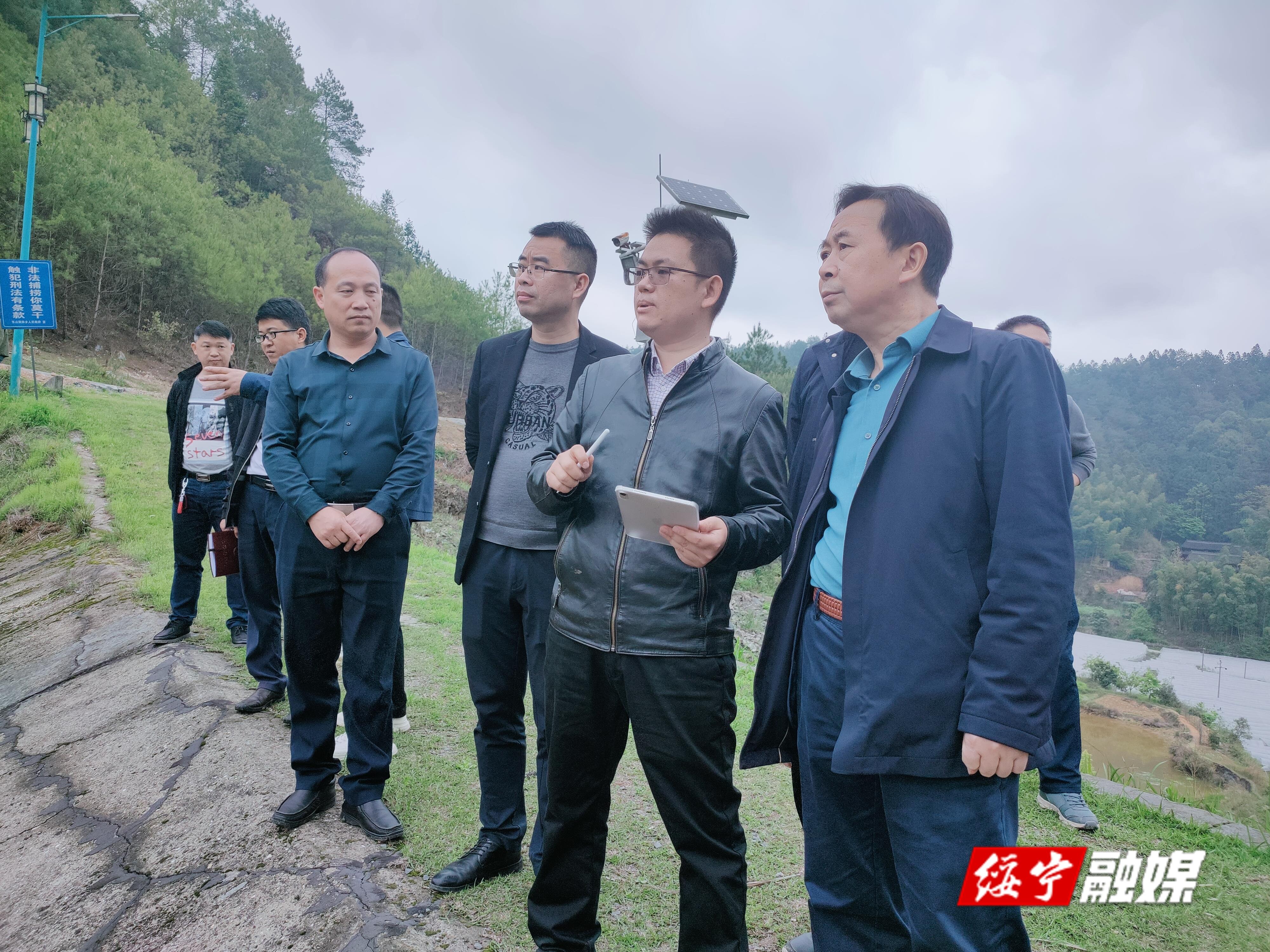 夏贤钦深入乡村检查防汛、地质灾害防治、安全生产、森林防灭火等工作_邵阳头条网
