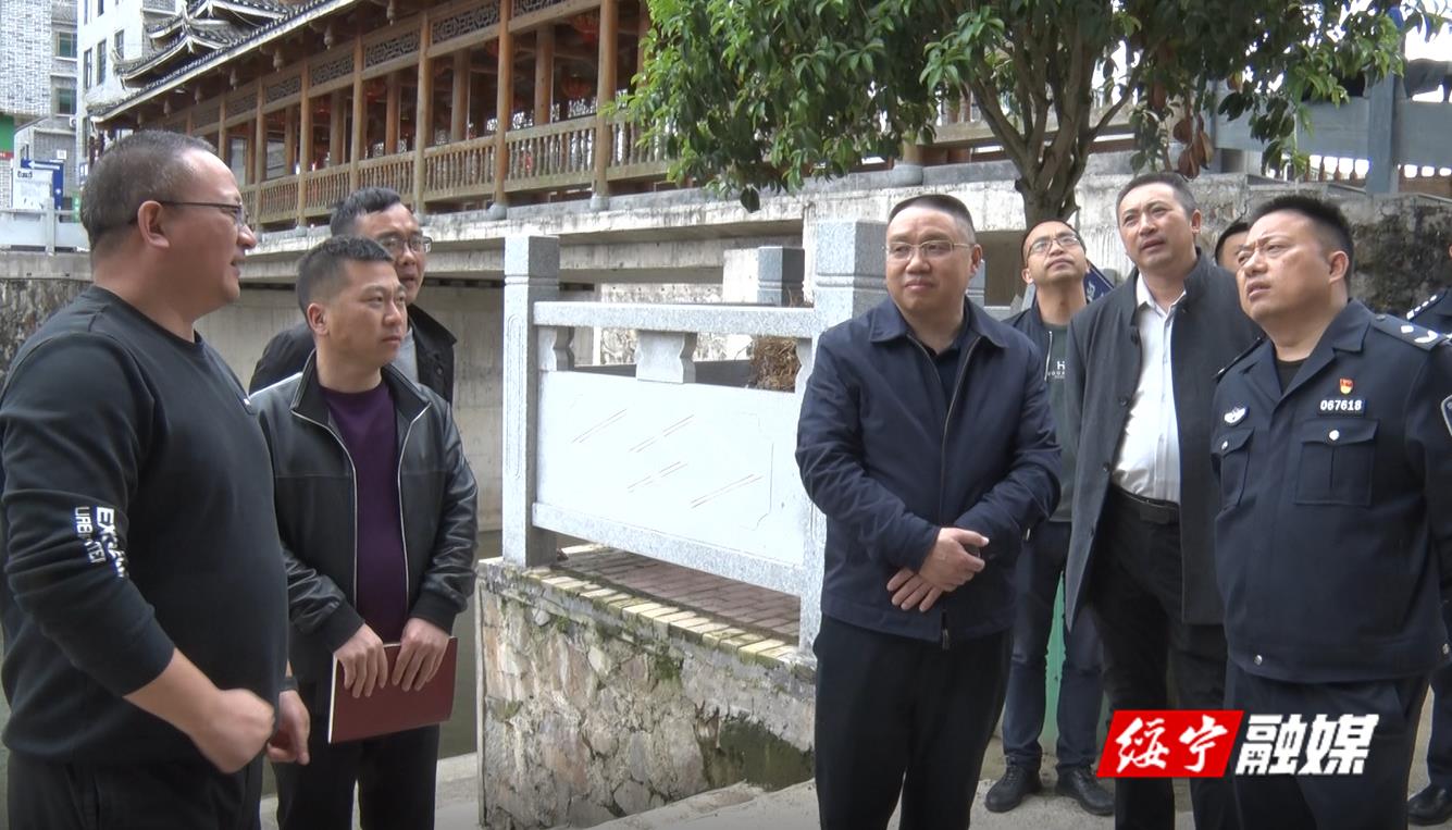 陵建华率队深入乡镇督查“马路市场”整治工作_邵阳头条网
