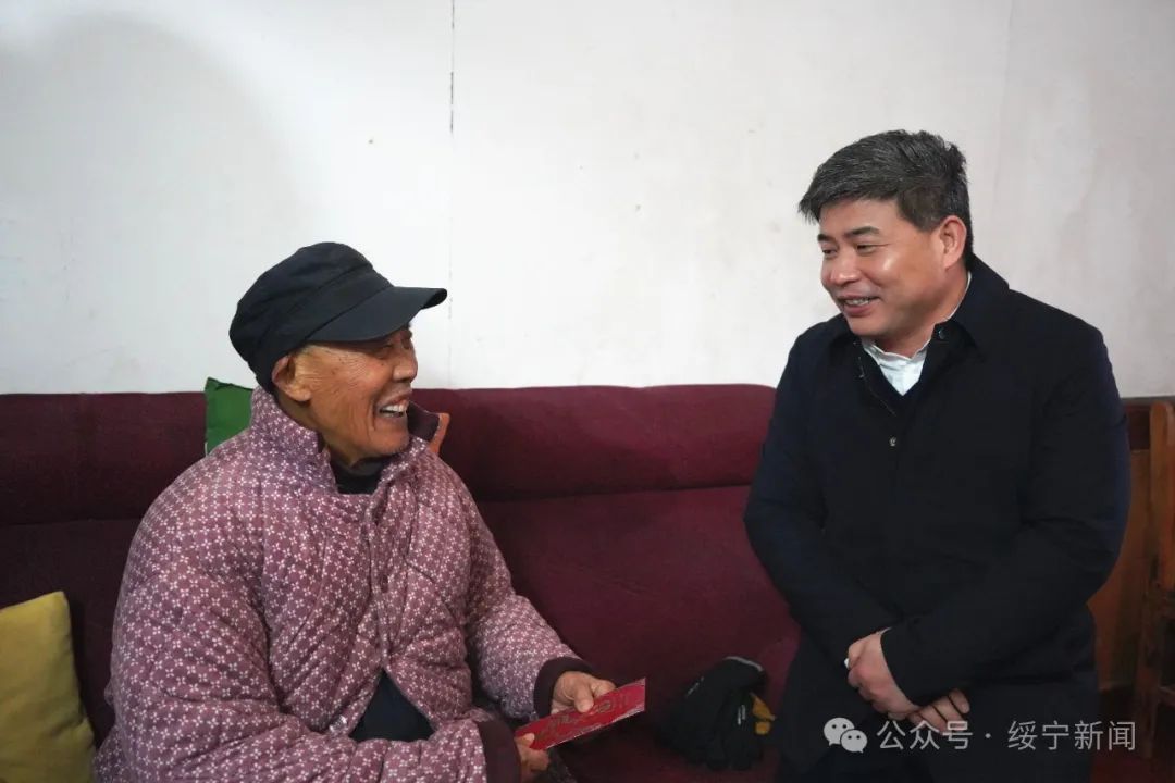 佘芝云春节前走访慰问老干部_邵阳头条网