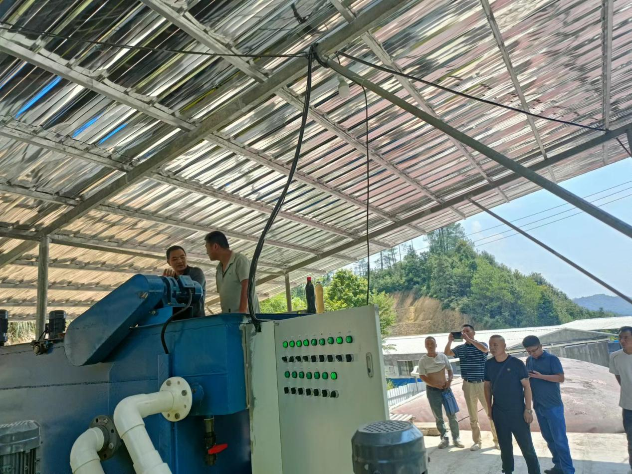 市生态环境局绥宁分局与绥宁县畜牧水产事务中心联合整治畜禽养殖污染问题_邵阳头条网
