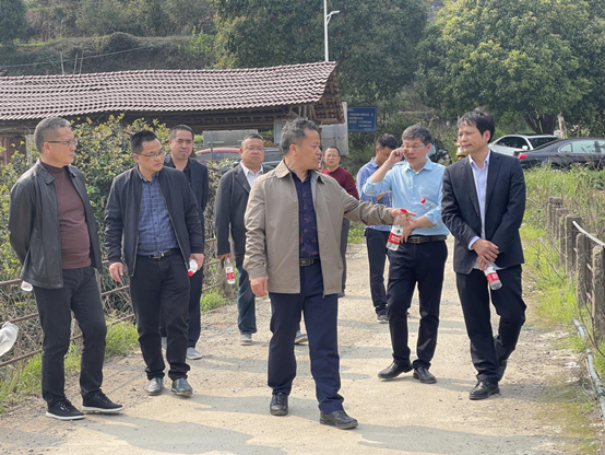 梁恩雄带队检查虾子溪饮用水水源地水环境质量_邵阳头条网