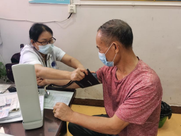 虾子溪社区：真情关爱老年人，免费体检暖人心_邵阳头条网