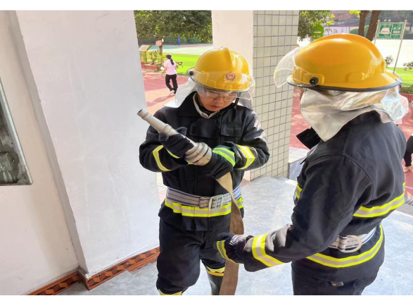 大公坪社区：开展消防演练 筑牢校园安全防线_邵阳头条网