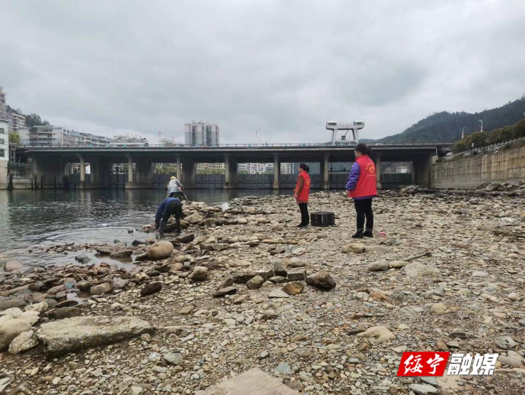 长征路社区：党建+网格化管理 筑牢防溺水“安全网”_邵阳头条网