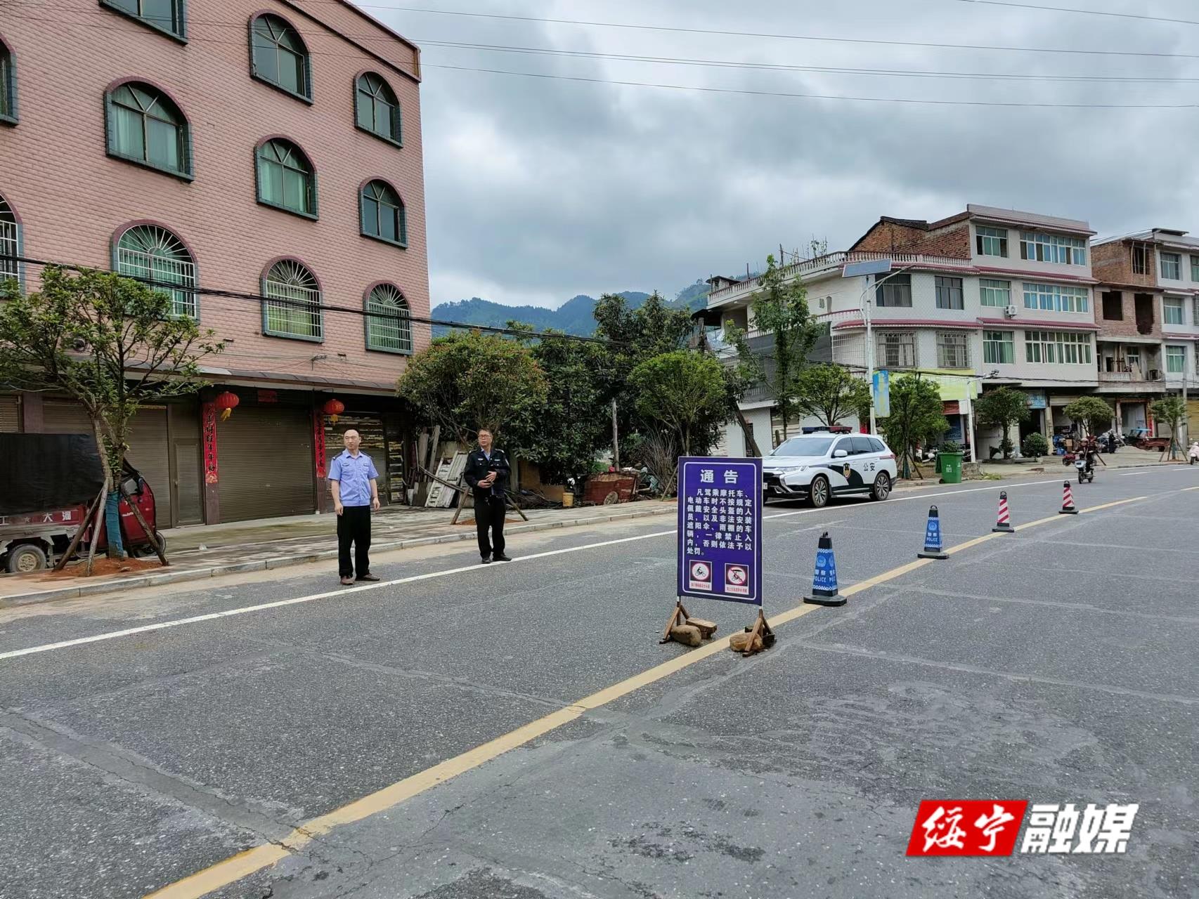 红岩镇：严把道路交通安全关 筑牢道路交通安全网_邵阳头条网