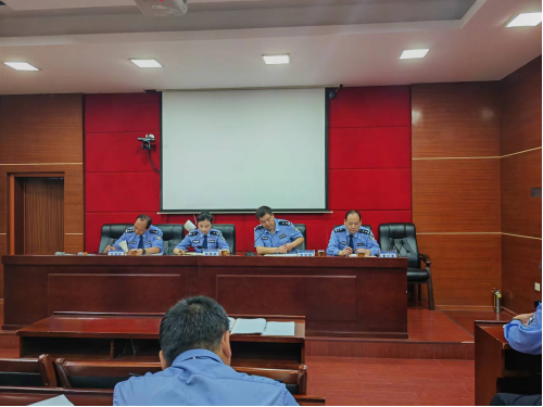 绥宁县公安局政委袁伟娜到交警大队参加人事任免、重点工作部署会_邵阳头条网