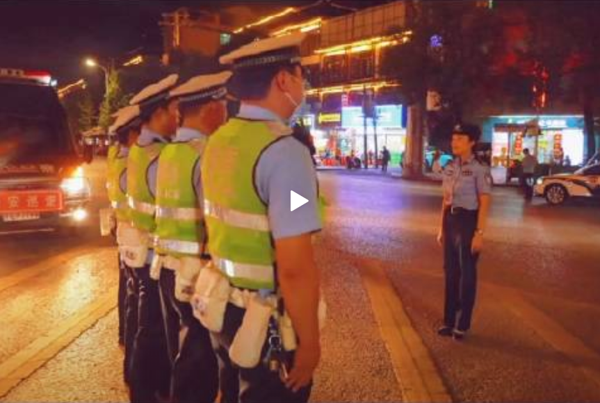 守护在国庆节前夜的绥宁交警_邵阳头条网
