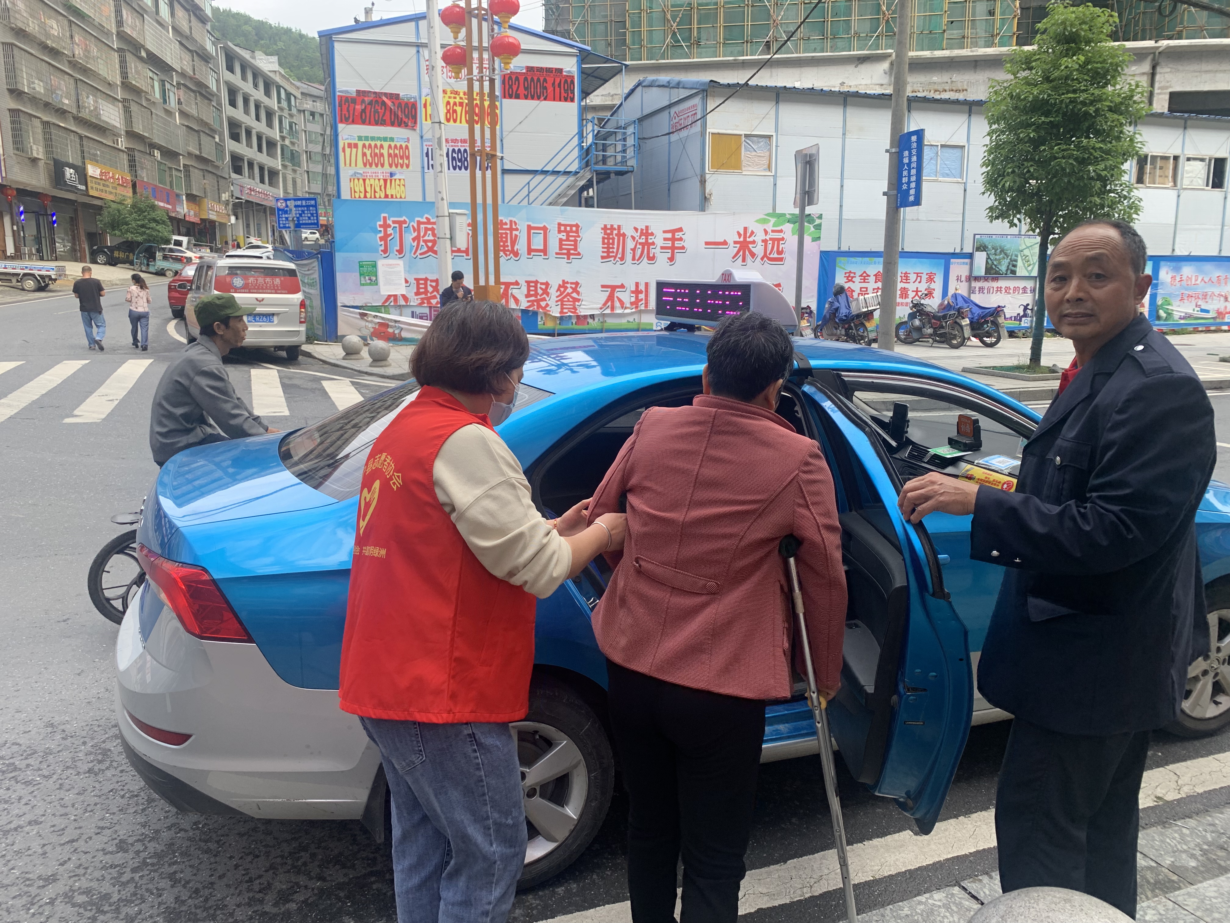 绥宁县司法局：助力文明城市创建 党员志愿者在行动_邵阳头条网
