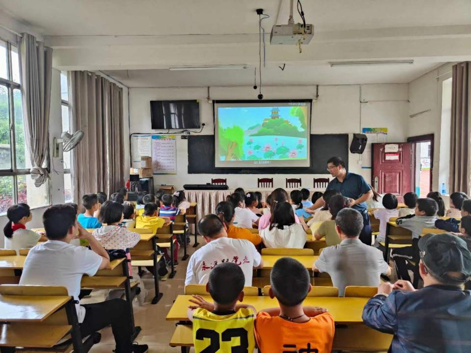 唐家坊镇：安全教育进校园 安全种子撒童心_邵阳头条网