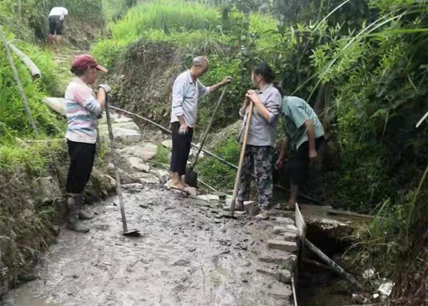 瓦屋塘镇:干群齐力抗旱保收_邵阳头条网