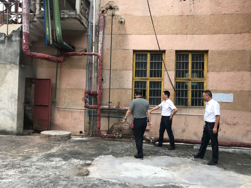 省工信厅对绥宁县沿江1公司范围内化工园区、化工生产企业开展调研(图1)