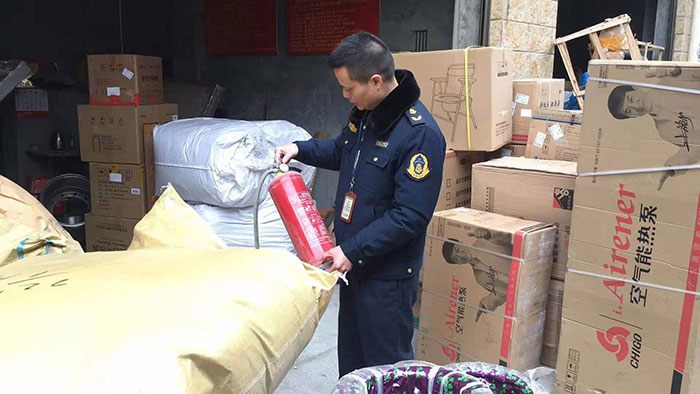 绥宁县交通运输局开展物流寄递企业安全检查(图3)