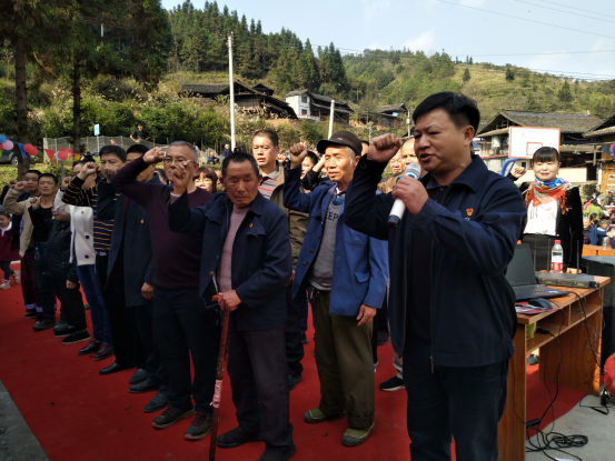 绥宁县民政局:扶志+扶智+强技甩“穷帽”集中展示扶贫成果(图11)