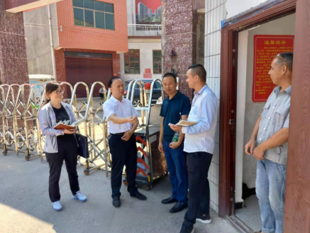 梁乐高深入唐家坊镇开展安全生产检查(图2)