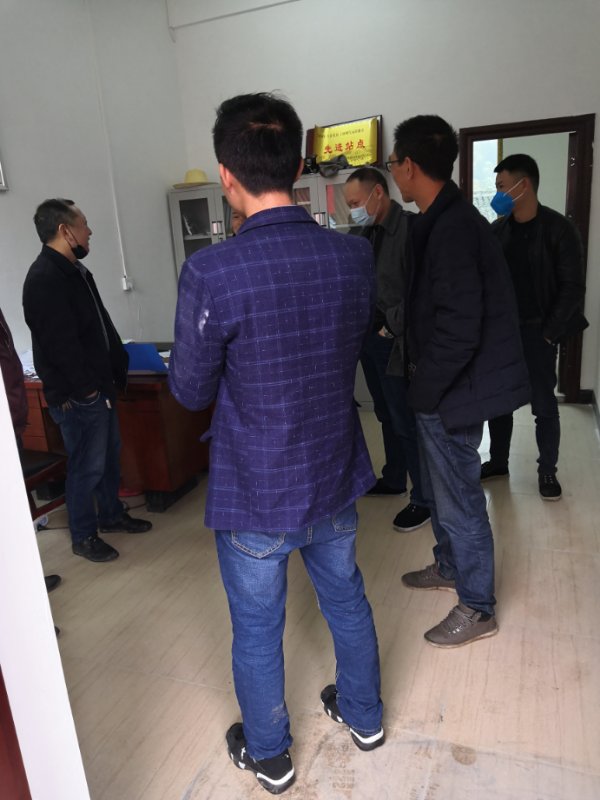 绥宁县农机事务中心调研驻村扶贫工作(图2)