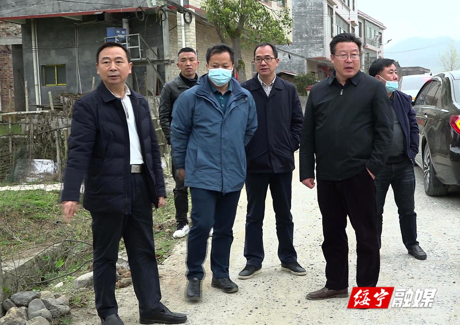 夏贤钦到武阳、唐家坊镇调研杂交水稻种子产业发展、秀水水库和李唐公路建设工作(图1)