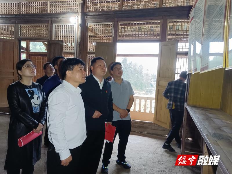 佘芝云调研红色文物保护修缮工作(图1)