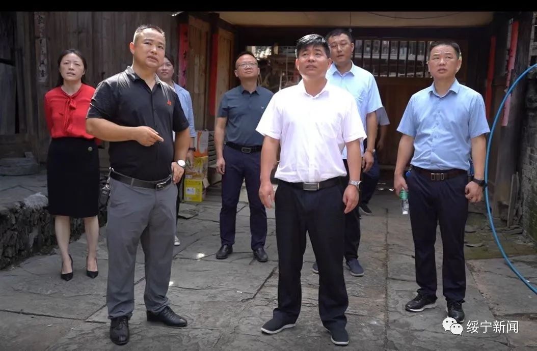 佘芝云调研绥宁县文旅工作时强调：要挖掘本地优势资源禀赋 推动文旅工作高质量发展(图2)