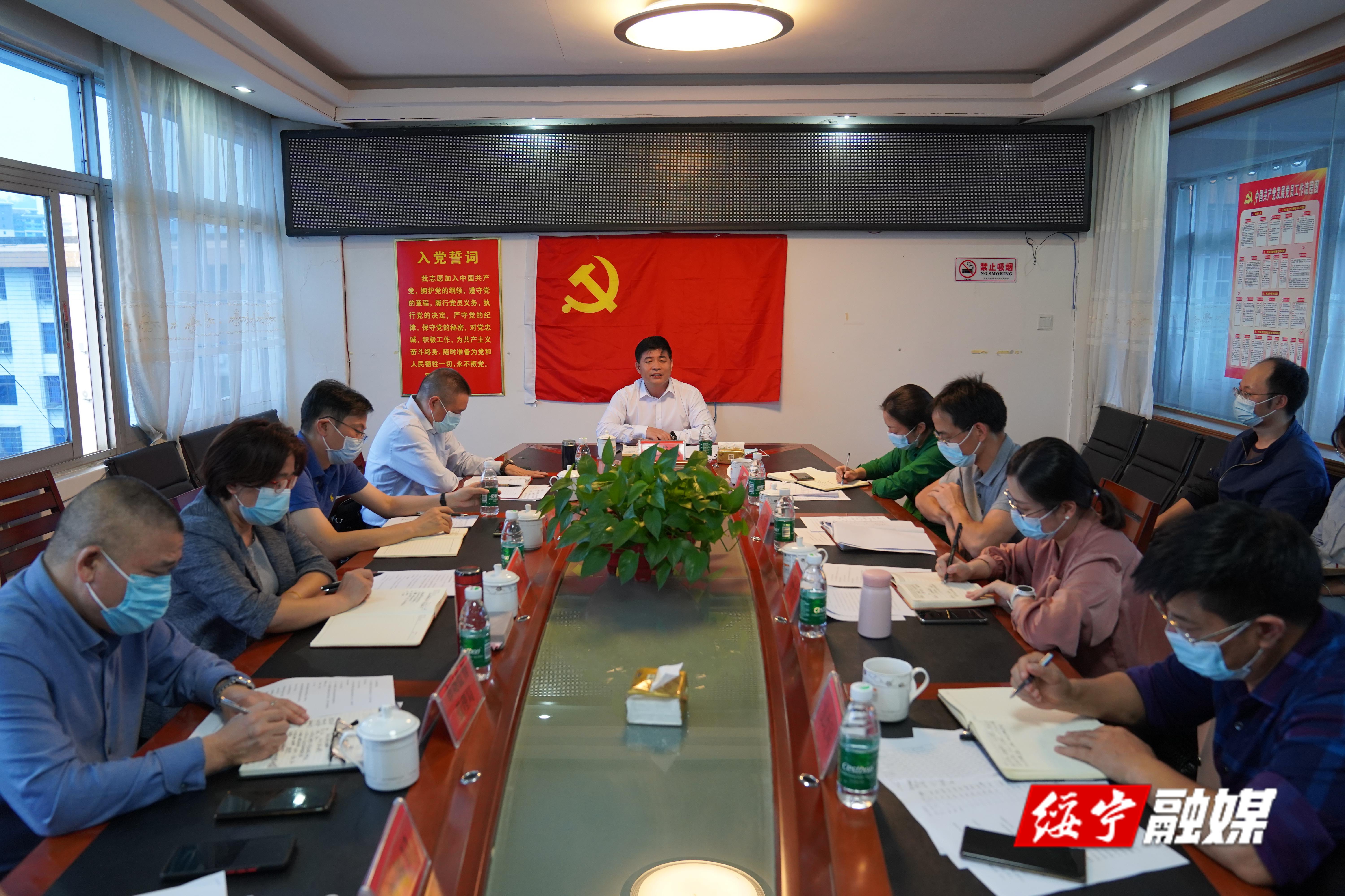 佘芝云督导检查市场保供、防疫物资储备工作时强调：全力保障物资供应 切实满足群众需求(图2)