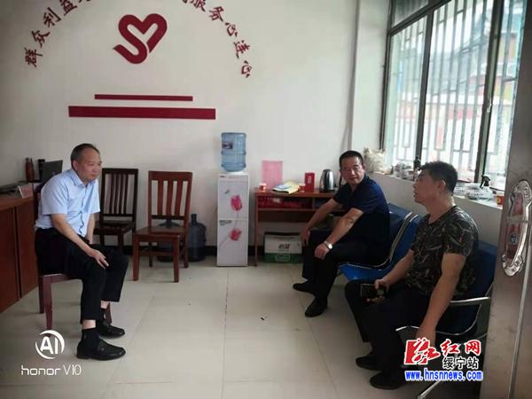 县行政审批服务局调研指导东山乡政务服务中心建设(图1)