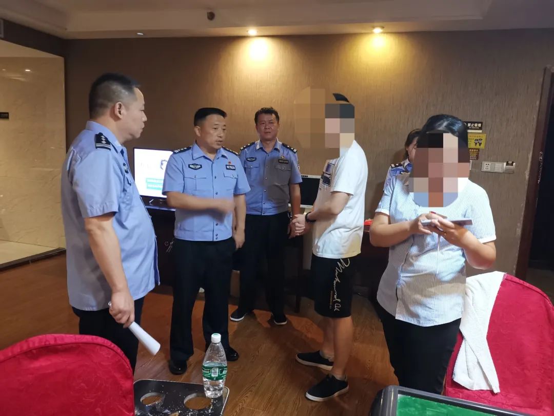 绥宁公安开展集中统一大清查行动(图3)