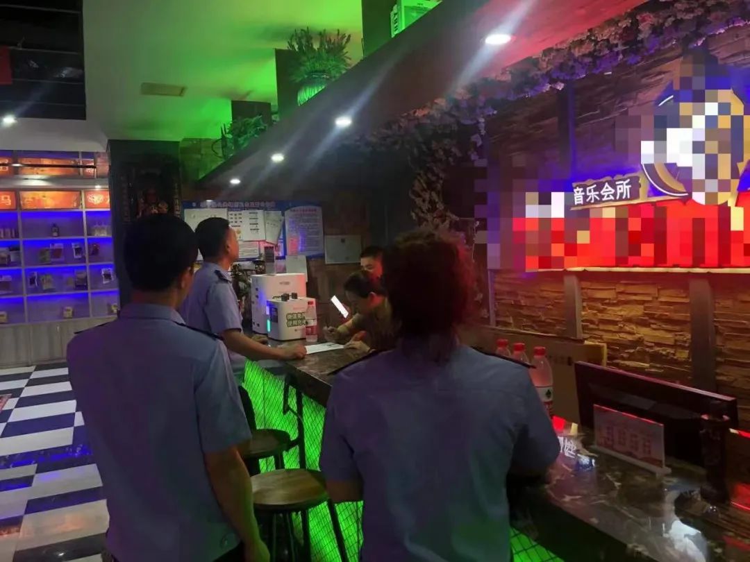 绥宁公安全力开展第二次夏季治安巡查宣防集中统一行动(图2)