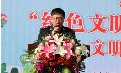 绥宁交警助力文明创建，倡导绿色文明出行(图2)