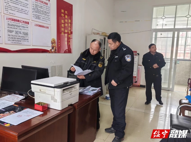 绥宁县：多部门联合检查春运交通安全管理工作(图2)