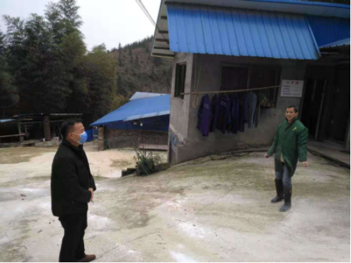 绥宁县农业农村水利局加强对养殖场防控管理(图1)