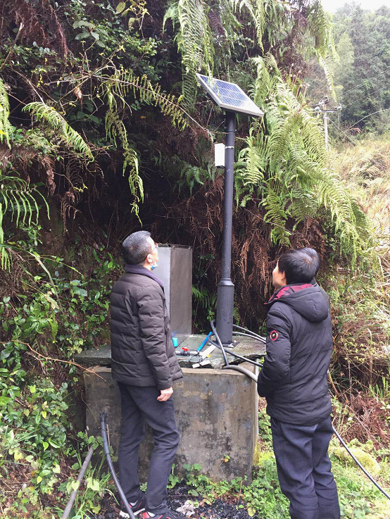 绥宁县农业农村水利局对绥宁县各乡镇安全饮水工程消毒设备进行验收(图4)