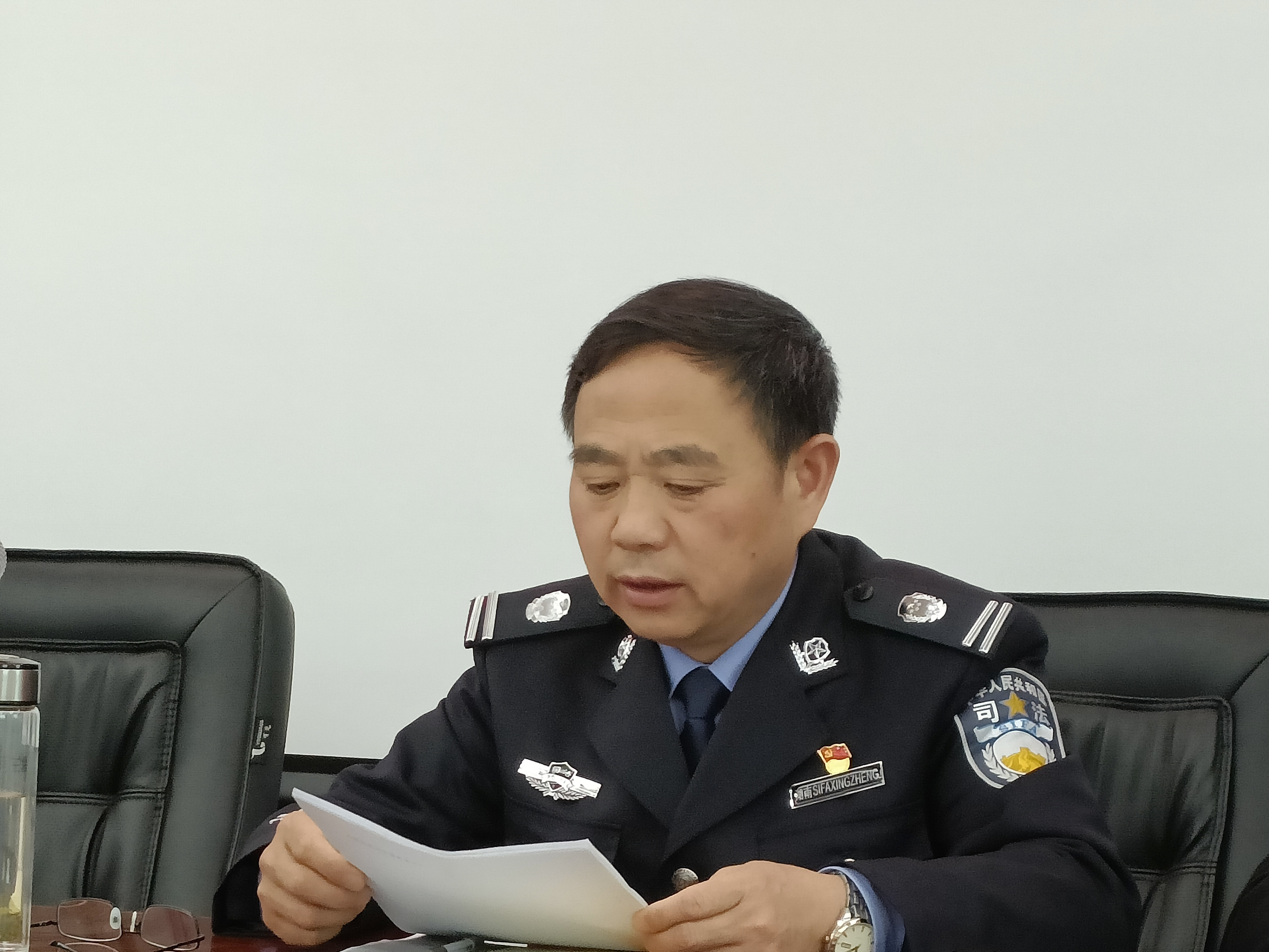 绥宁司法局开展队伍教育整顿学习教育环节第二次集中学习讨论(图2)