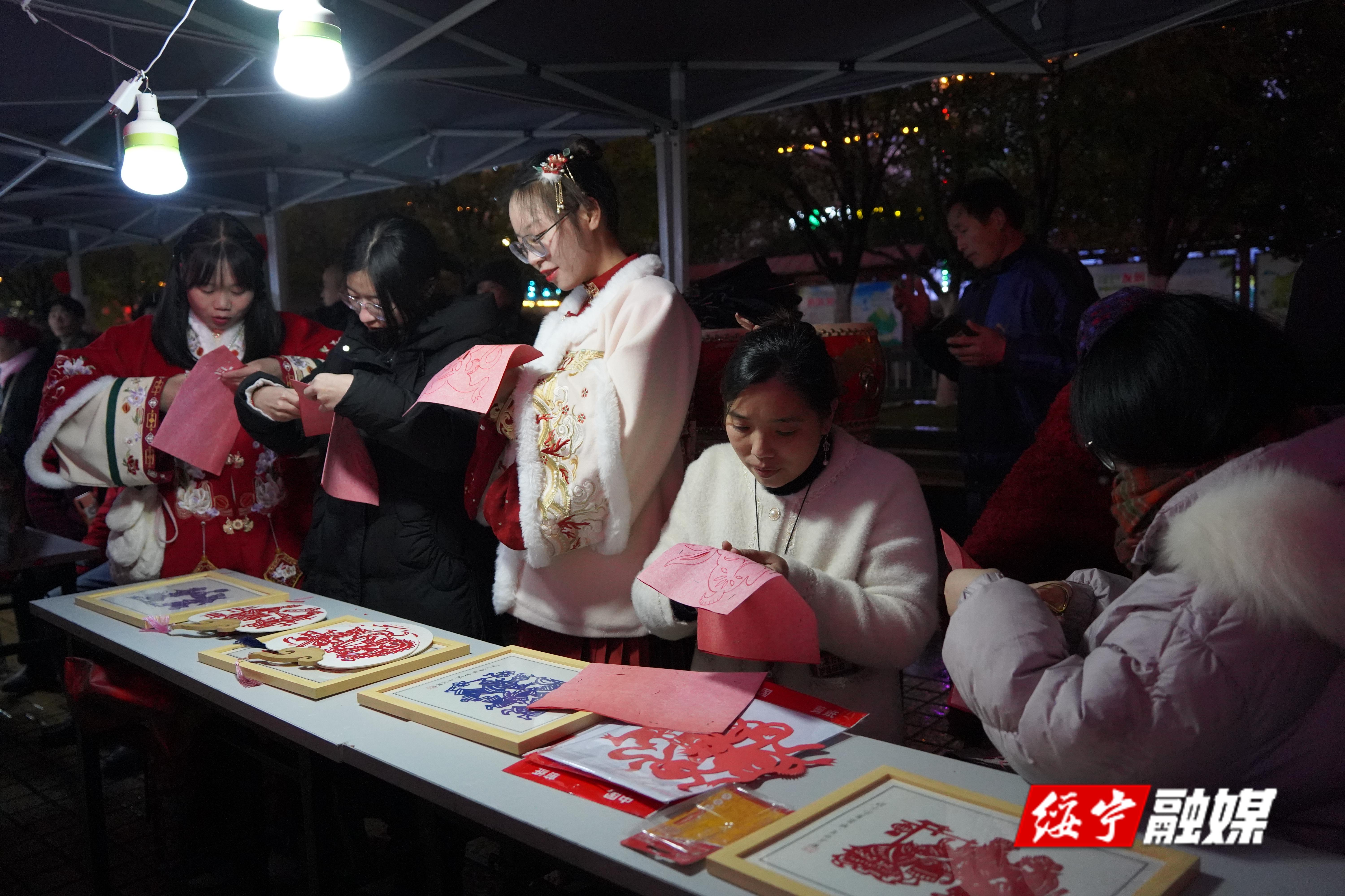 绥宁县：民族团结一家亲 民俗喜乐闹元宵(图4)