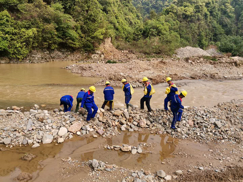 绥宁县在建重点水利工程秀水水库举行防汛应急演练(图5)