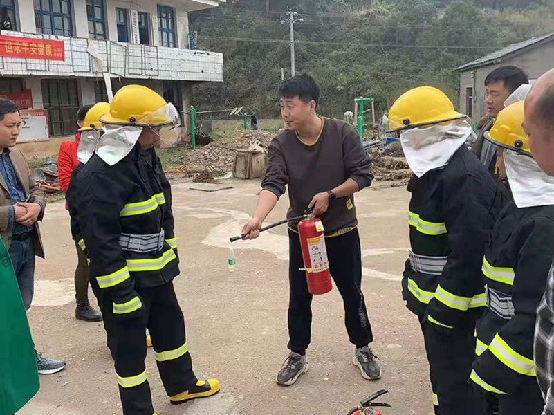绥宁：积极谋划、精心组织防灾减灾宣传周活动(图2)