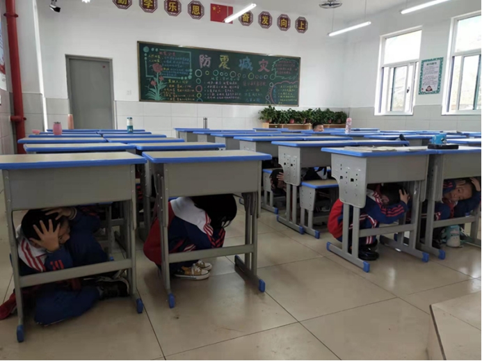 绥宁县芙蓉学校荣获防震减灾市级科普教育示范学校(图3)
